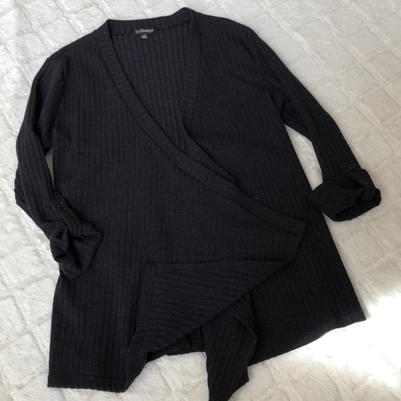 Black M cardigan Bydesign light weight - Picture 7 of 7